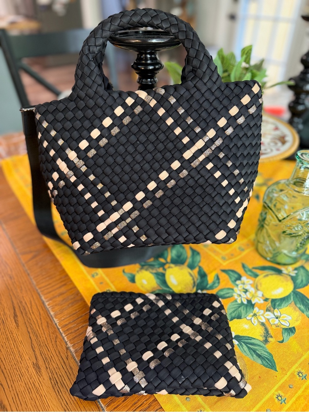 NAGHEDI St. Barth’s Tote Crossbody and Matching Pouch EUC